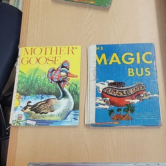 Vintage bundle of 16 Wonder Books - Picture 3 of 12